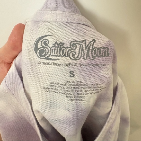 Sailor Moon Purple Tie Dye Crop Top Tee - Picture 4 of 5